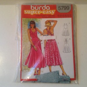 Snitmnster Burda Sommerkjole