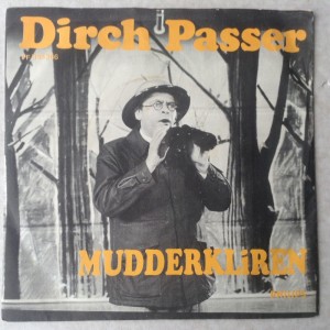 Single Dirch Passer, Mudderkliren