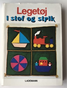 Legetj i Stof og Strik