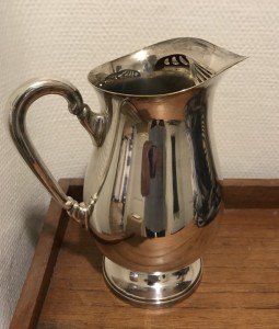 Slvplet kande med fanger