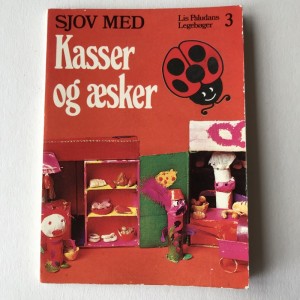Sjov med kasser og sker af Lis Paludan