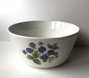 Tjekkisk fajance skl med br decor