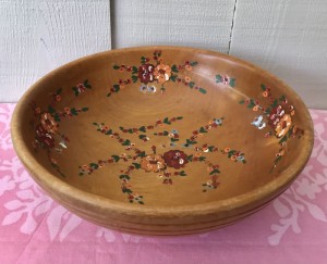 Trskl p fod med blomster decor