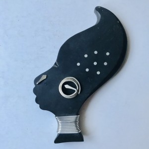 Sort Kvindeprofil af tr m. metal decor