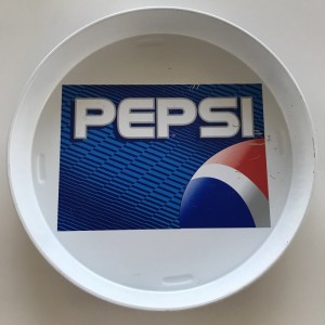Rund Pepsi metalbakke