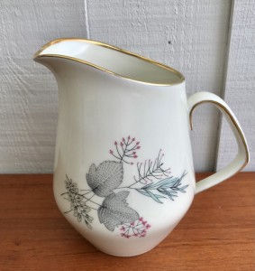 Mlkekande Kbenhavns Porceln Maleri