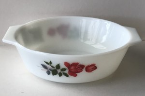 Pyrex skl med roser p