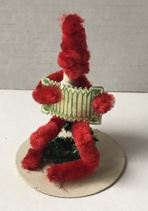 Piberenser nisse med harmonikaspil
