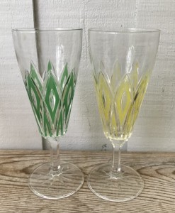 Vinglas el. champagneglas med mnster 2 stk.
