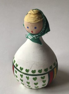 Svensk pigefigur hemsljd