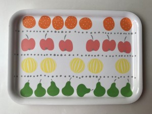 Lille Ikea bakke med frugter