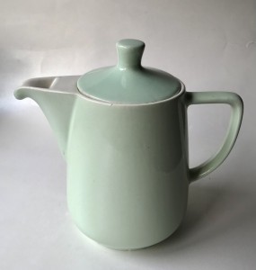 Mintfarvet kaffe- eller kakao kande