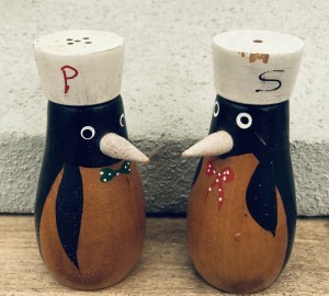 Pingvin par salt og pebber