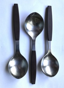 Georg Jensen Strata spiseskeer brune skafter