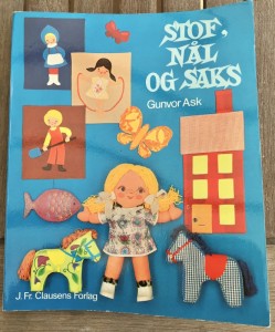 Stof nl og saks af Gunvor Ask