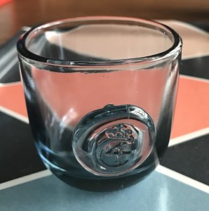 Sm drikkeglas med Chr. d. 4. monogram