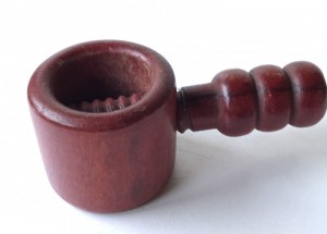 Nddeknkker af tr med skrue