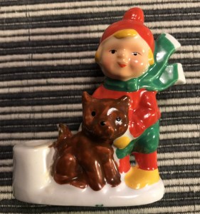 Karen K lysestage porceln dreng m. kat